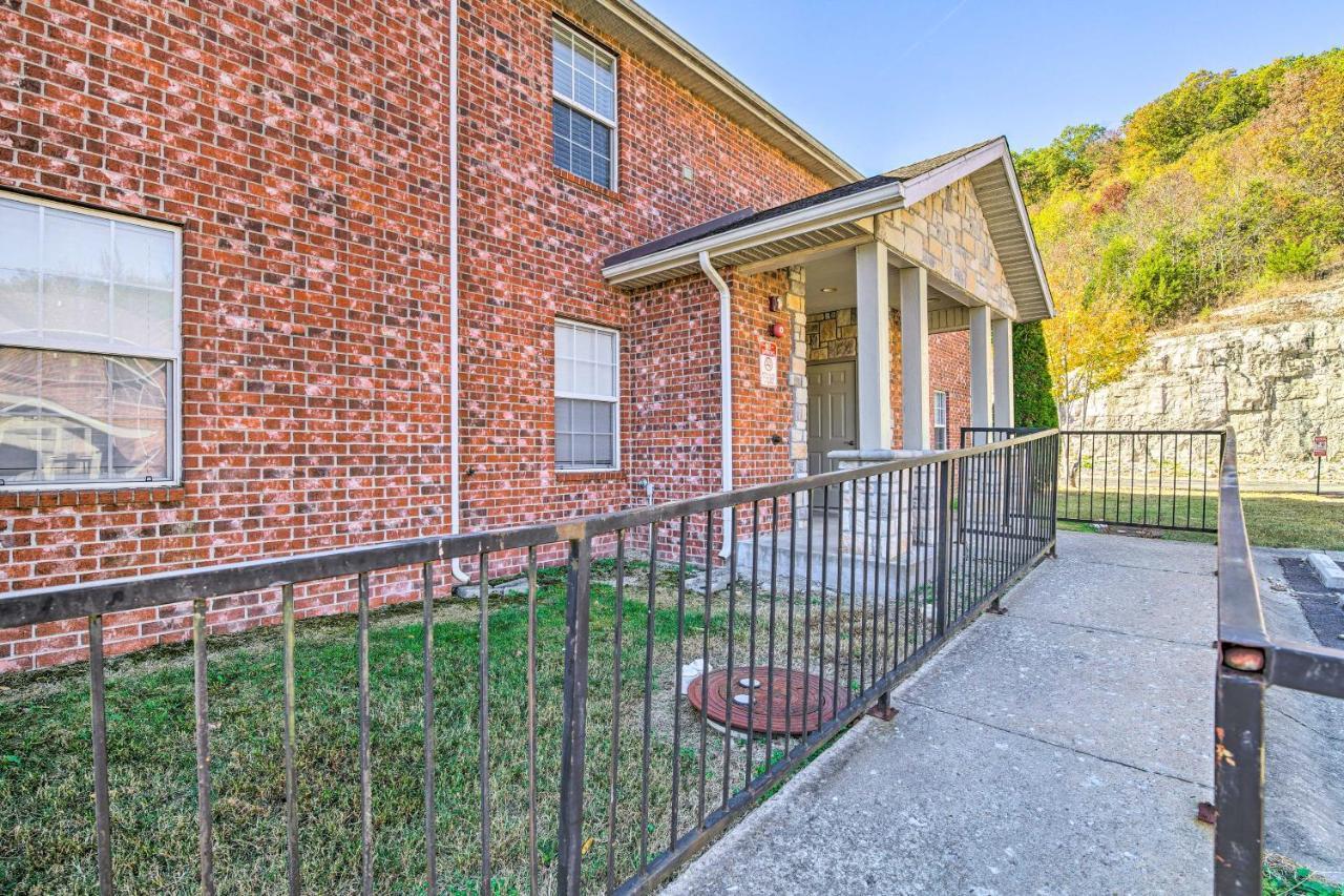 Pet-Friendly Branson Condo With Shared Pool! エクステリア 写真