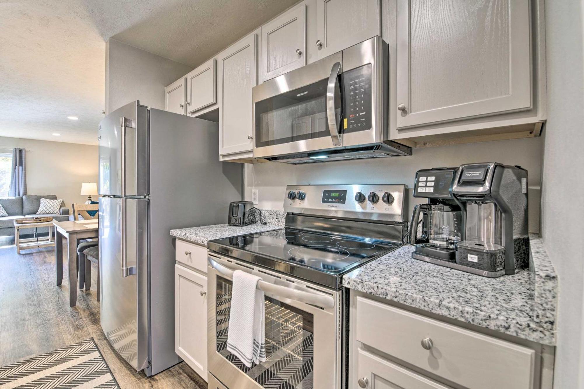 Pet-Friendly Branson Condo With Shared Pool! エクステリア 写真